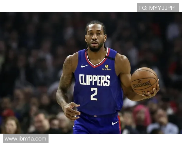 伦纳德赛季报销重创快船季后赛前景，合同争议与伤病影响引发球队未来重建讨论